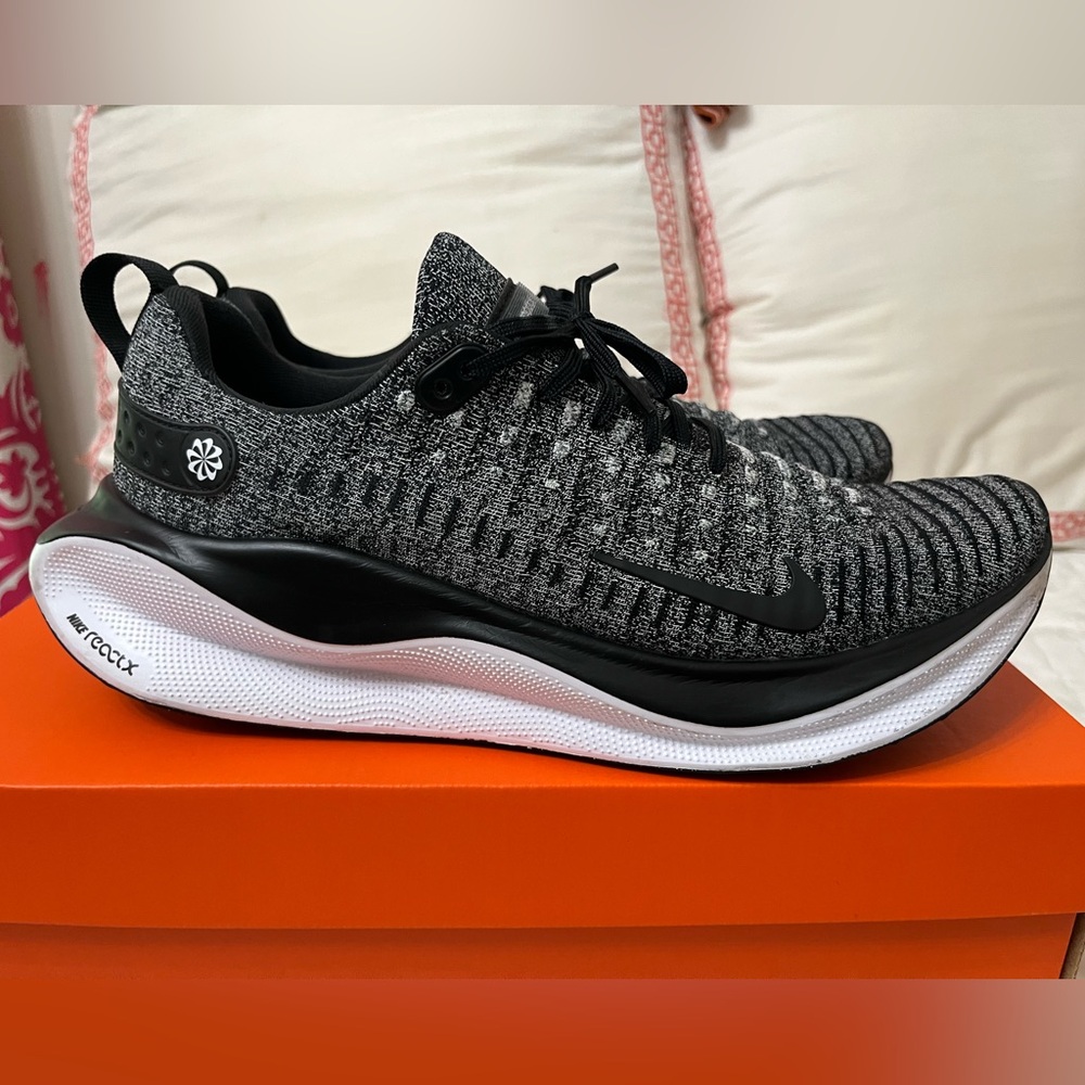 Nike Men's InfinityRN 4 Running Shoes